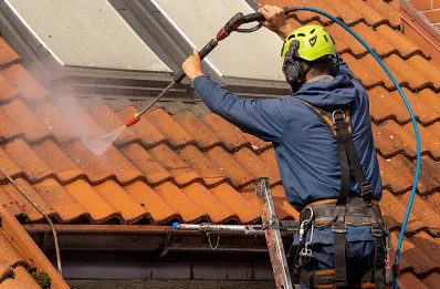 Démoussage et hydrofuge de toiture à Fresnoy